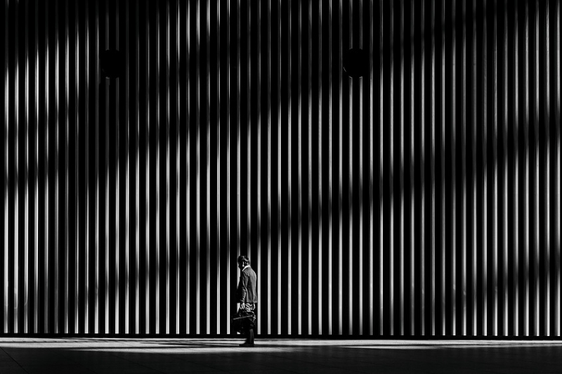 Dramatic, minimalist street photography that captures the quieter side ...