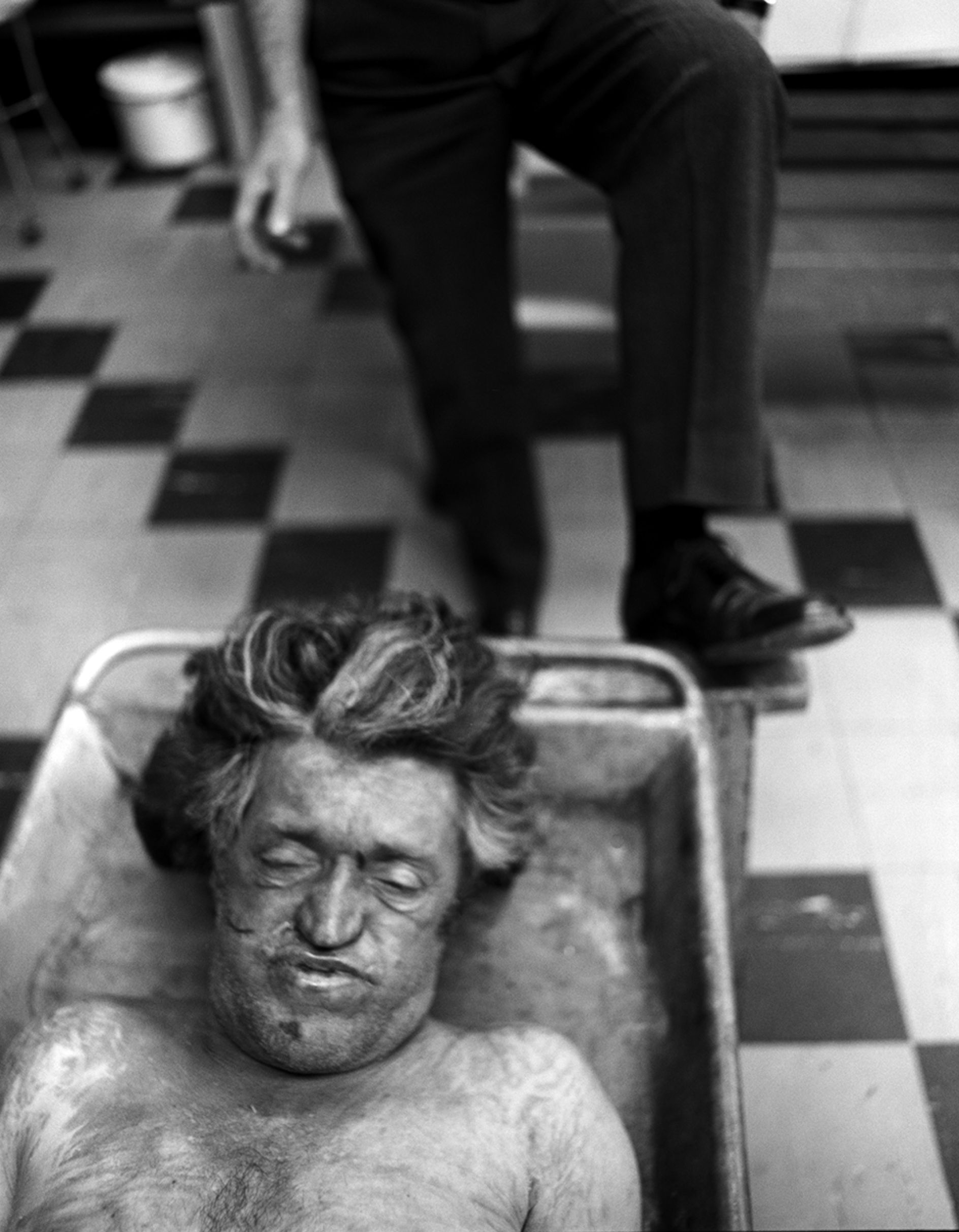 Morgue: Jeffrey Silverthorne's Document Of Death In 1970s America ...