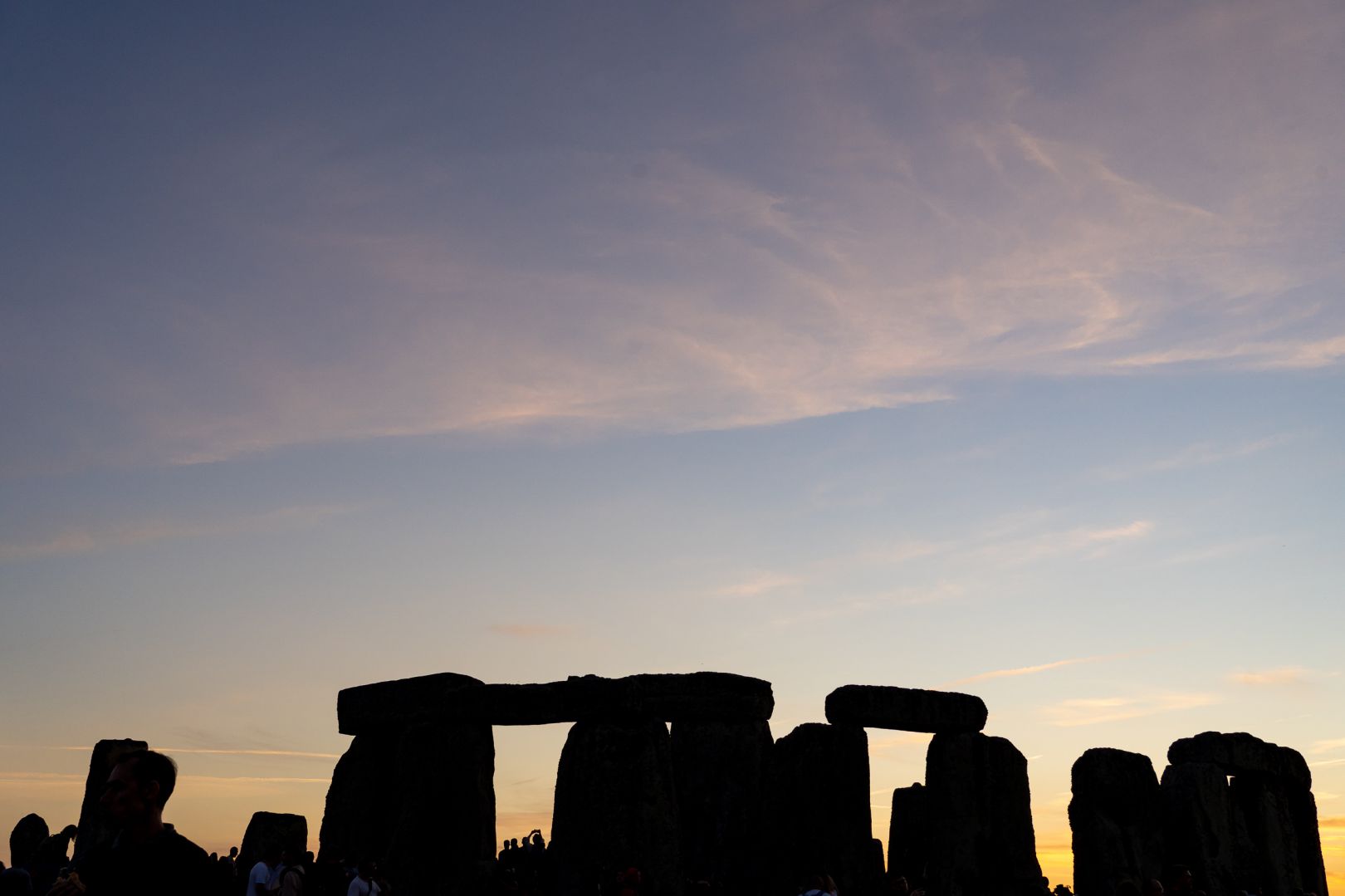 Photographs Of The Summer Solstice At Stonehenge Mark A New Dawn Of ...