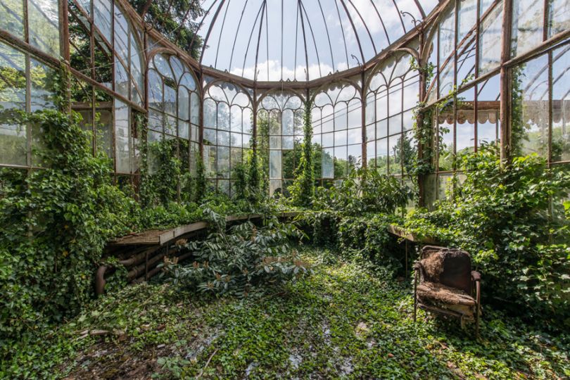 Ask The Dust: A Creepy Photographic Feast Of Urban Ruin, Abandonment 