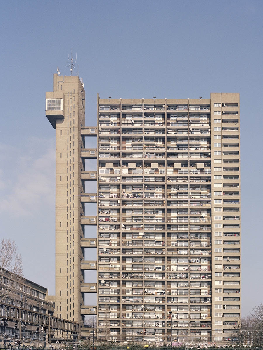 Utopia Photography That Pays Tribute To London S Greatest Brutalist   9184f88f6e6c077ace3356ee1e6f1ee04790fdb8 1100 