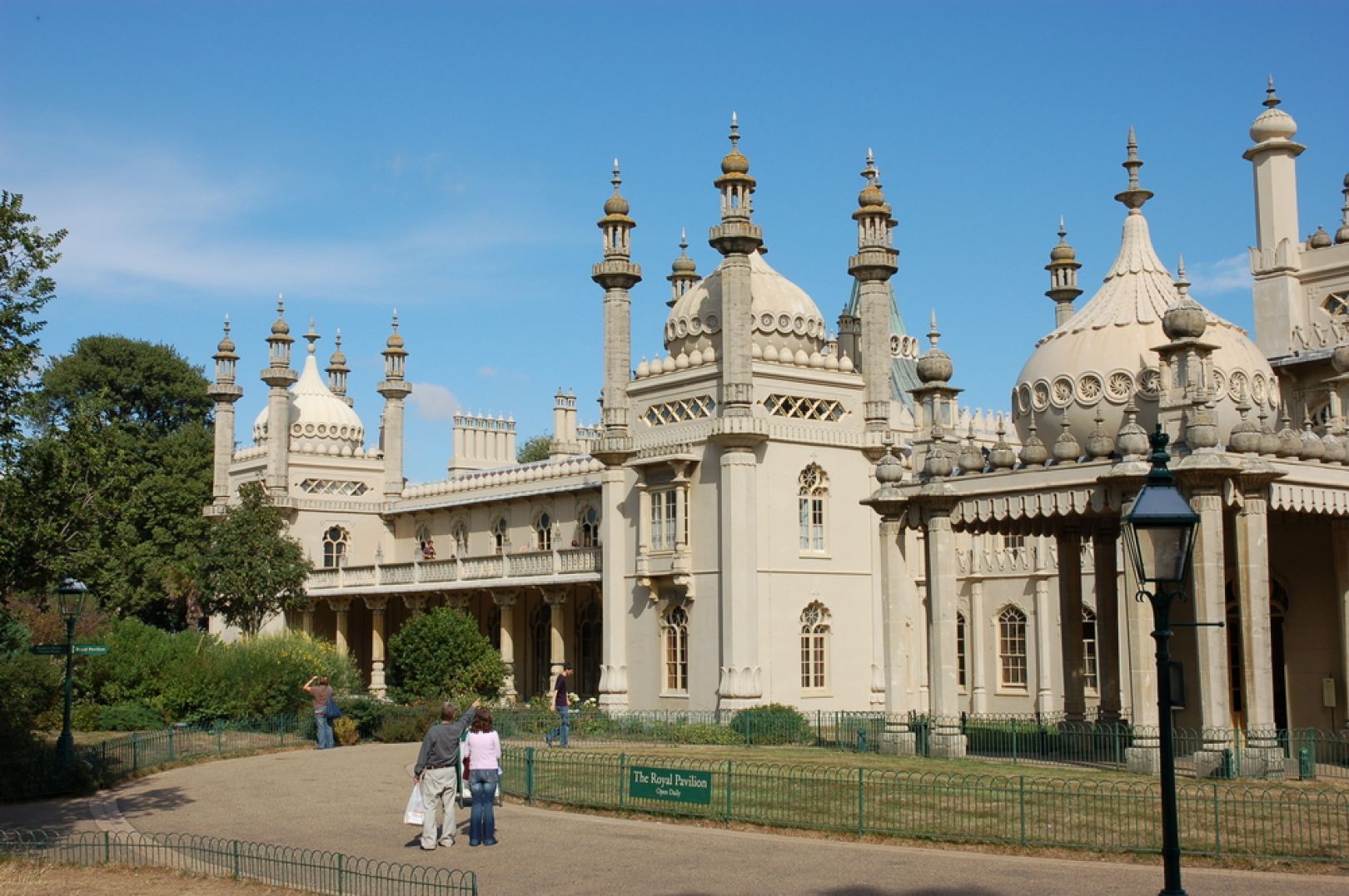 A Creative's Guide To Brighton & Hove: The Artistic Seaside City With ...