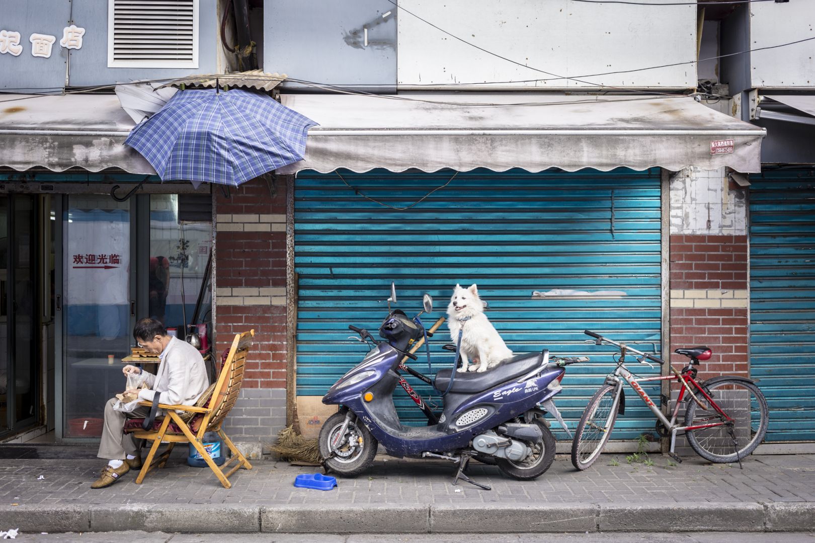 Made in China: Street photographer captures contemporary culture on ...