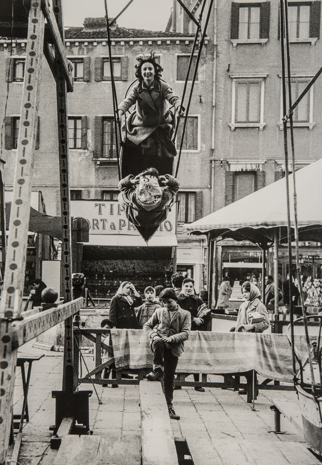 The Italians: Works By Gianni Berengo Gardin, Italy’s Most Celebrated ...