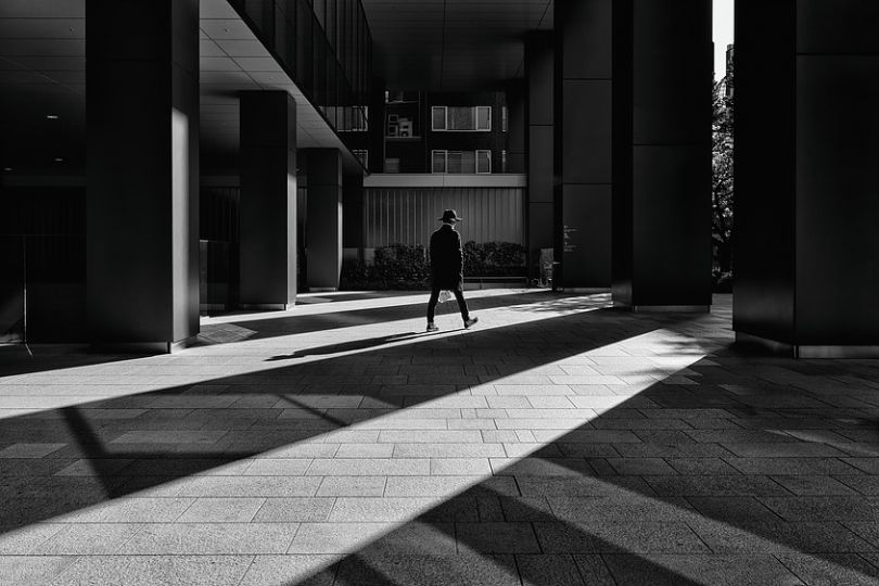 Dramatic, minimalist street photography that captures the quieter side ...