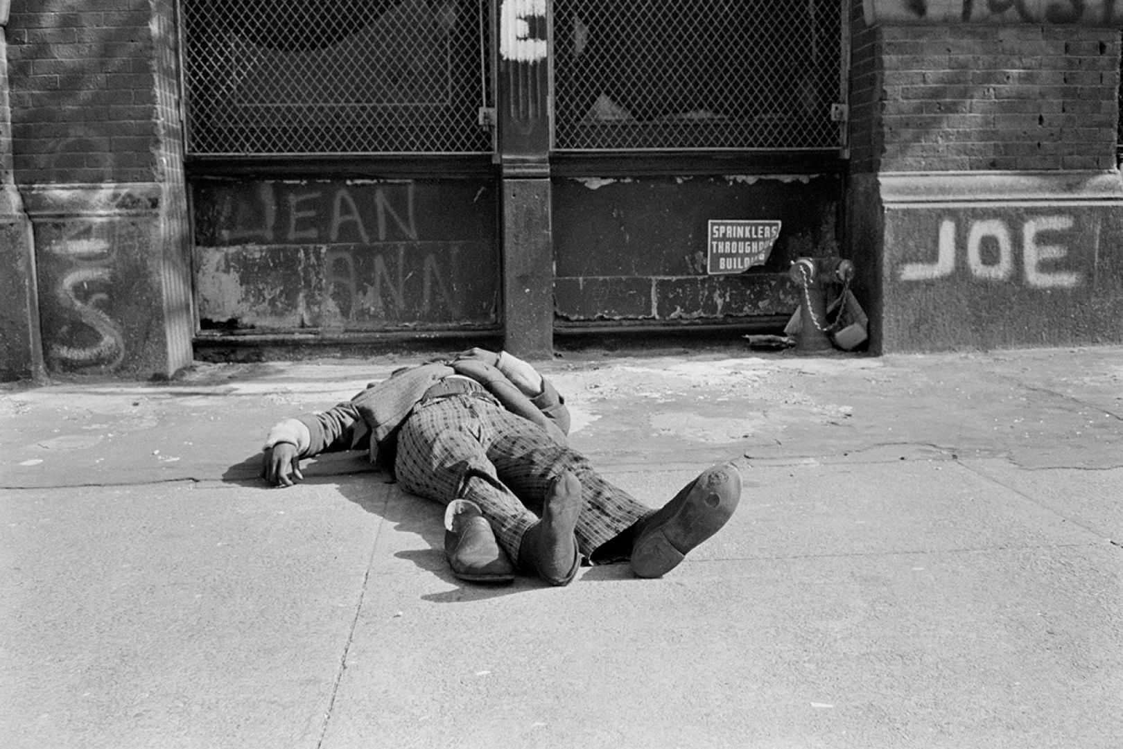 Mean Streets: Edward Grazda's fascinating images of New York City ...